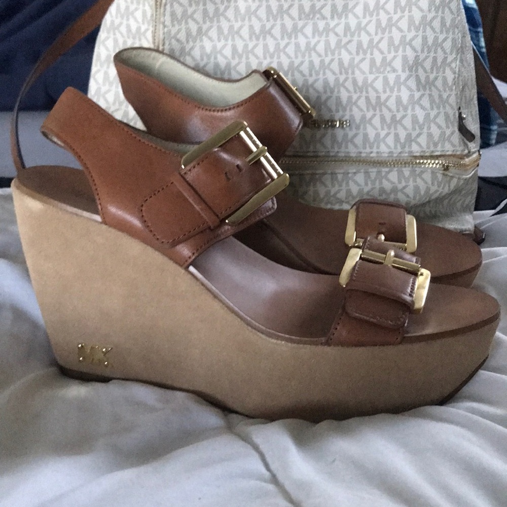 Michael kors wedges 🤩